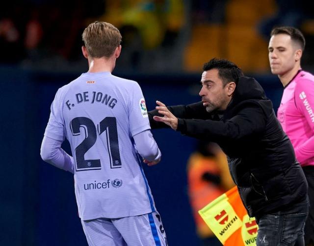 体育资讯-哈维：理解黄潜为什么生气 埃梅里：裁判让我很受伤